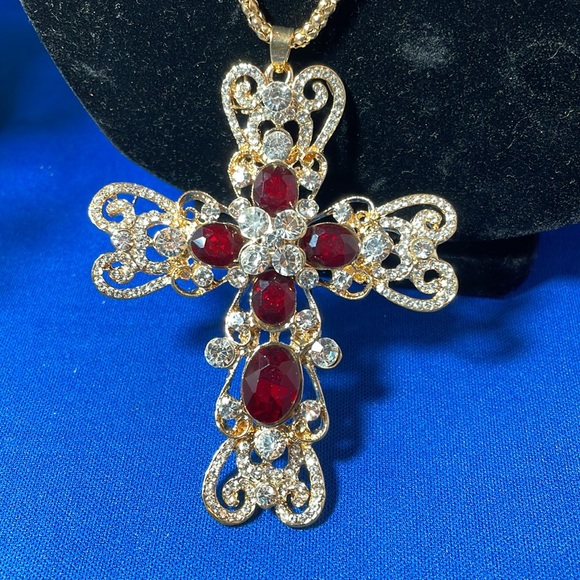 Betsy Johnson filigree cross necklace - Picture 4 of 4